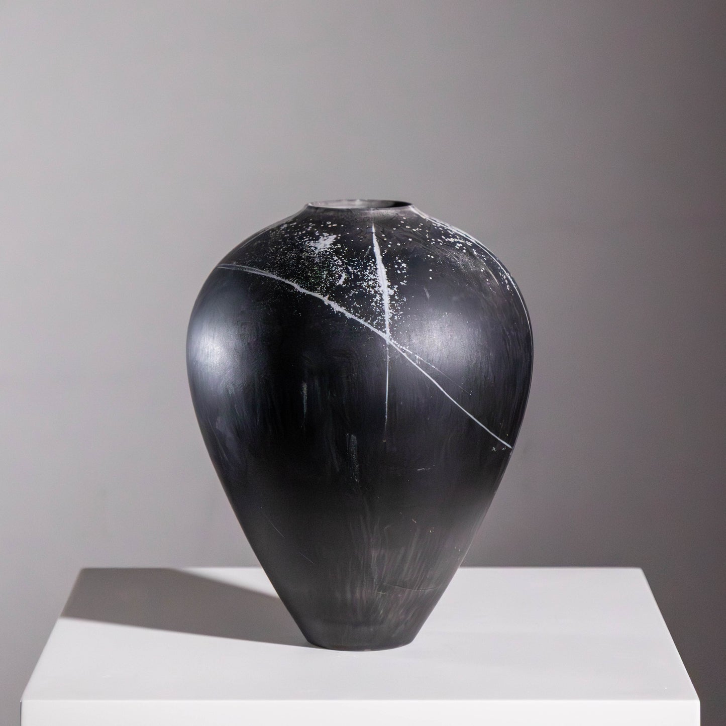 G5 | Smoke Fired Vessel | H:21 - D:15