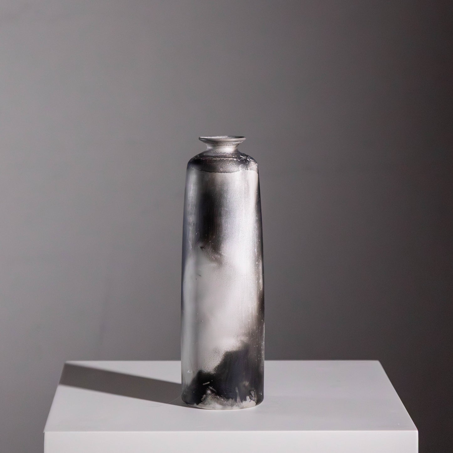 G14 | Smoke Fired Vessel | H:21cm - D:6.5cm