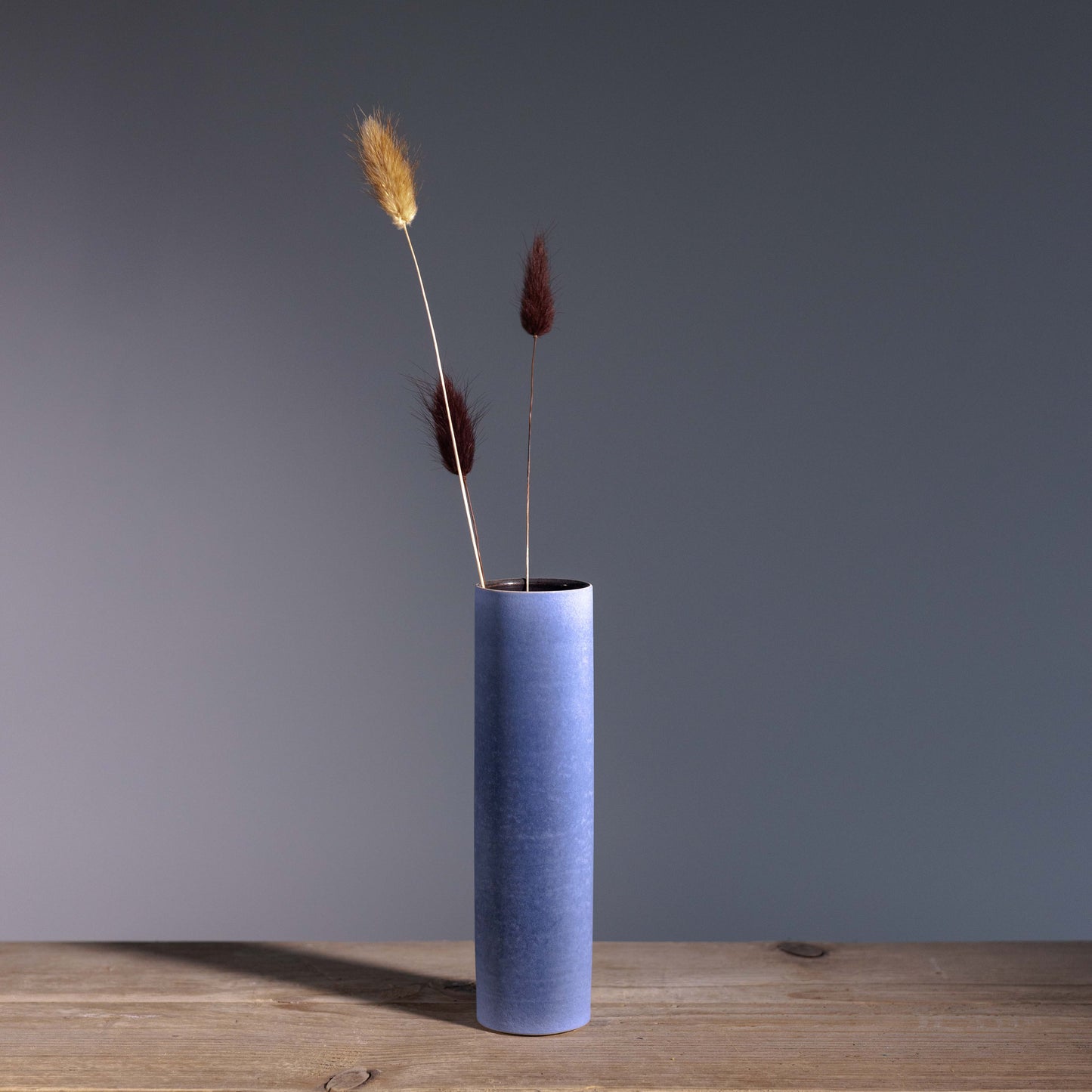 L&S Bud Vase 17 | H: 17cm- D: 4.5cm | Marine Blue