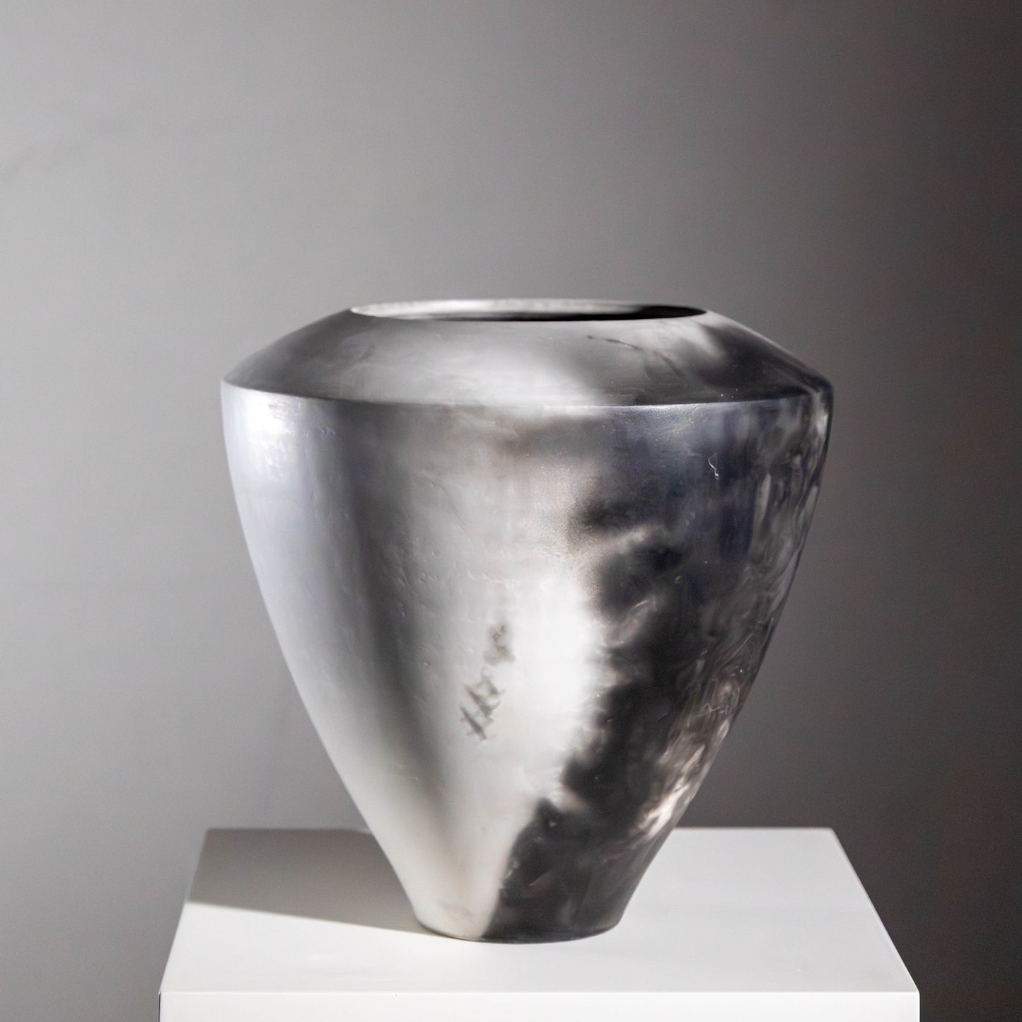 G2 | Smoke Fired Vessel | H:24 - D:24