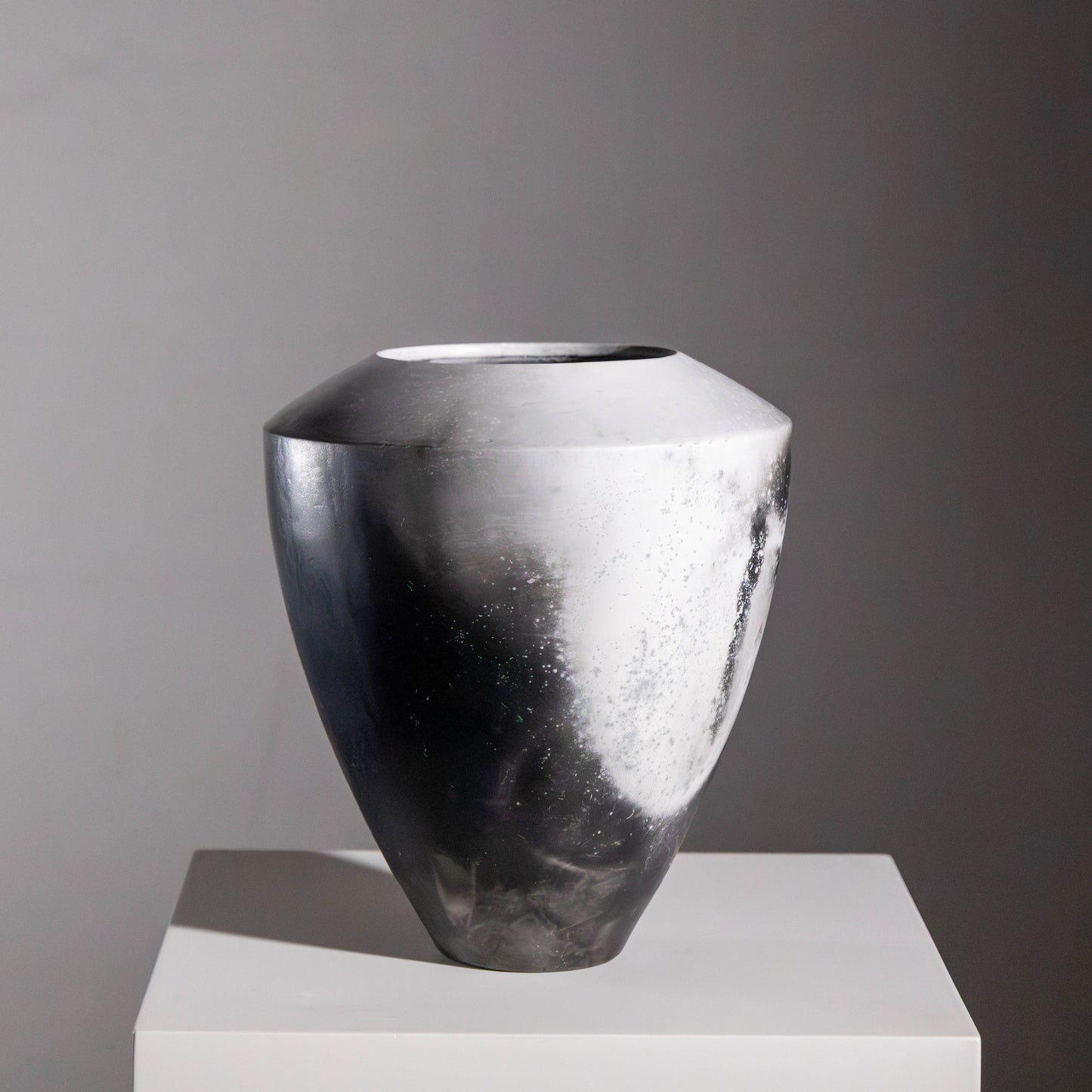 G4 | Smoke Fired Vessel | H:21 - D:19