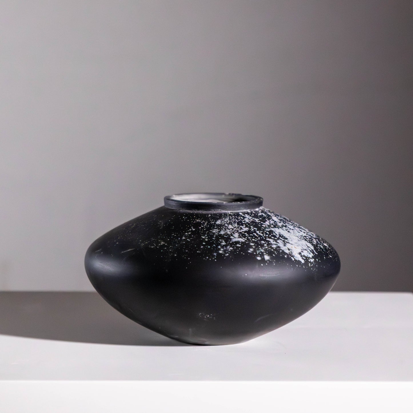 G7 | Smoke Fired Vessel | H:9 - D:14