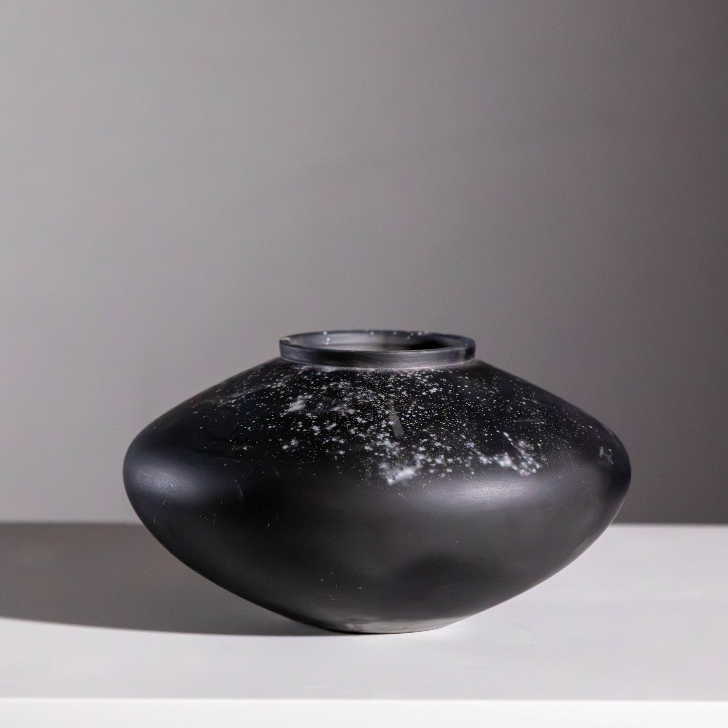 G7 | Smoke Fired Vessel | H:9 - D:14