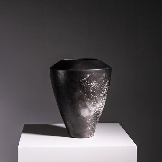 B5 | Smoke-Fired Vessel Medium | 18 x 14 x 9cm