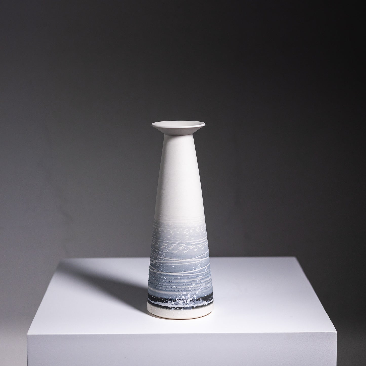 Porcelain Flared Vase | Winter Shore | 20x7x3cm