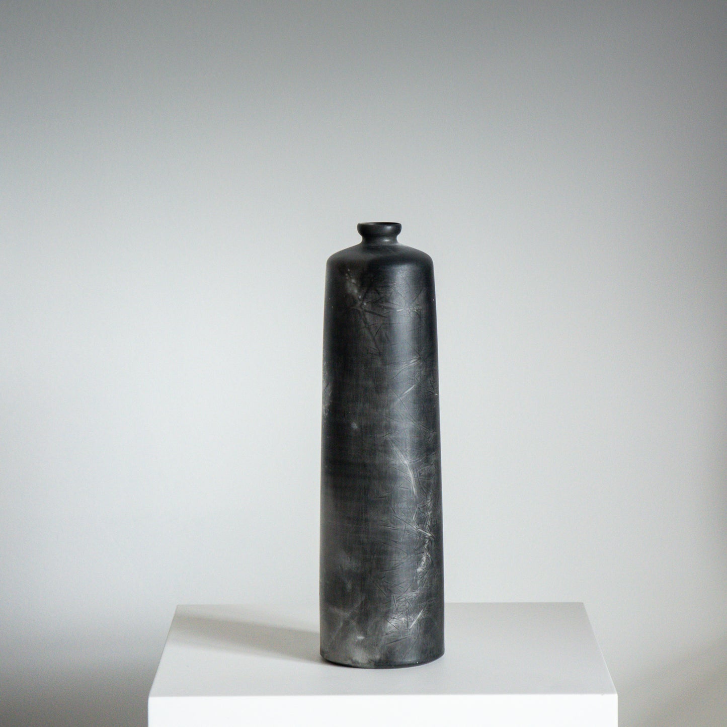 D12 | Smoke Fired Bottle | H:23cm - D:7cm