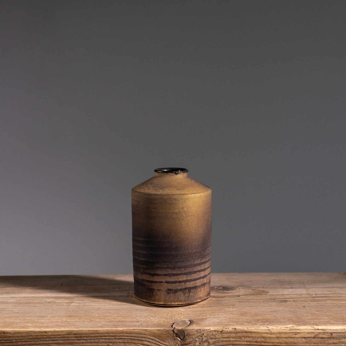 L&S 07 | H: 12cm - D: 7cm | Amber