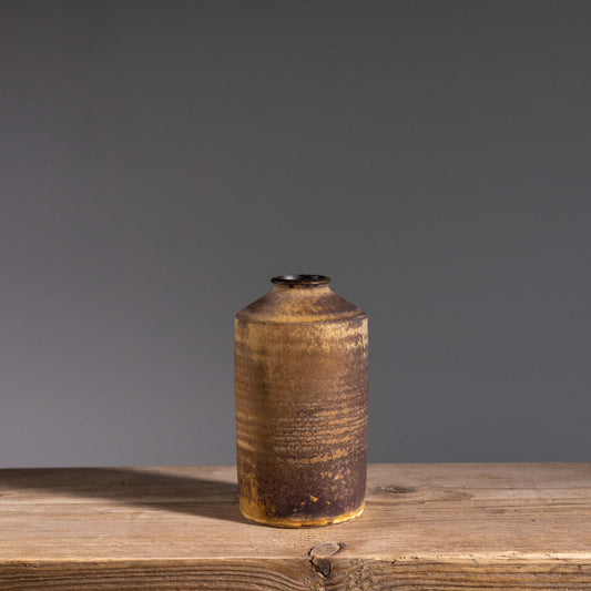 L&S 08 | H: 13cm- D: 6.5cm | Amber