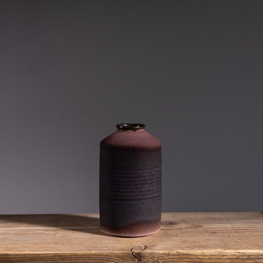 L&S 18 | H: 13cm- D: 7cm | Plum / Brown