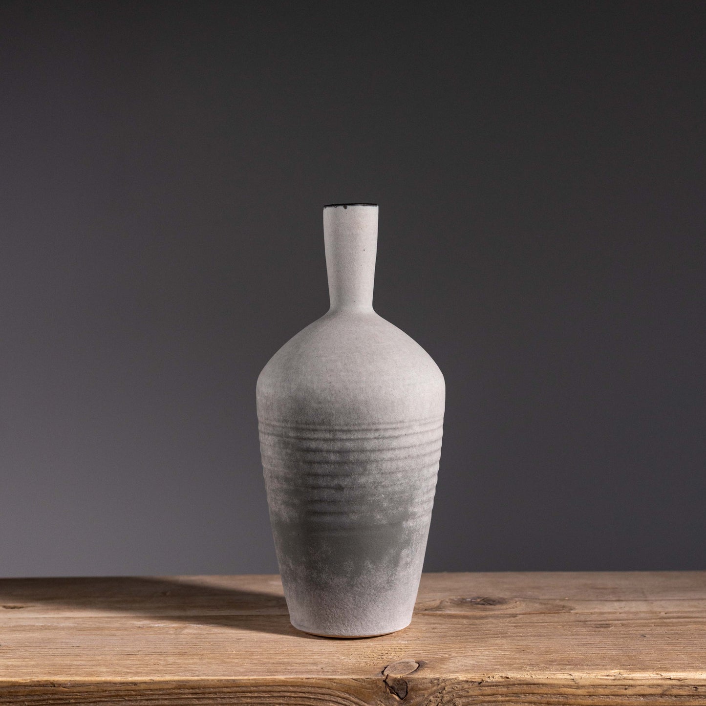 L&S 27 | H: 19.5cm- D: 8.5cm | Sage