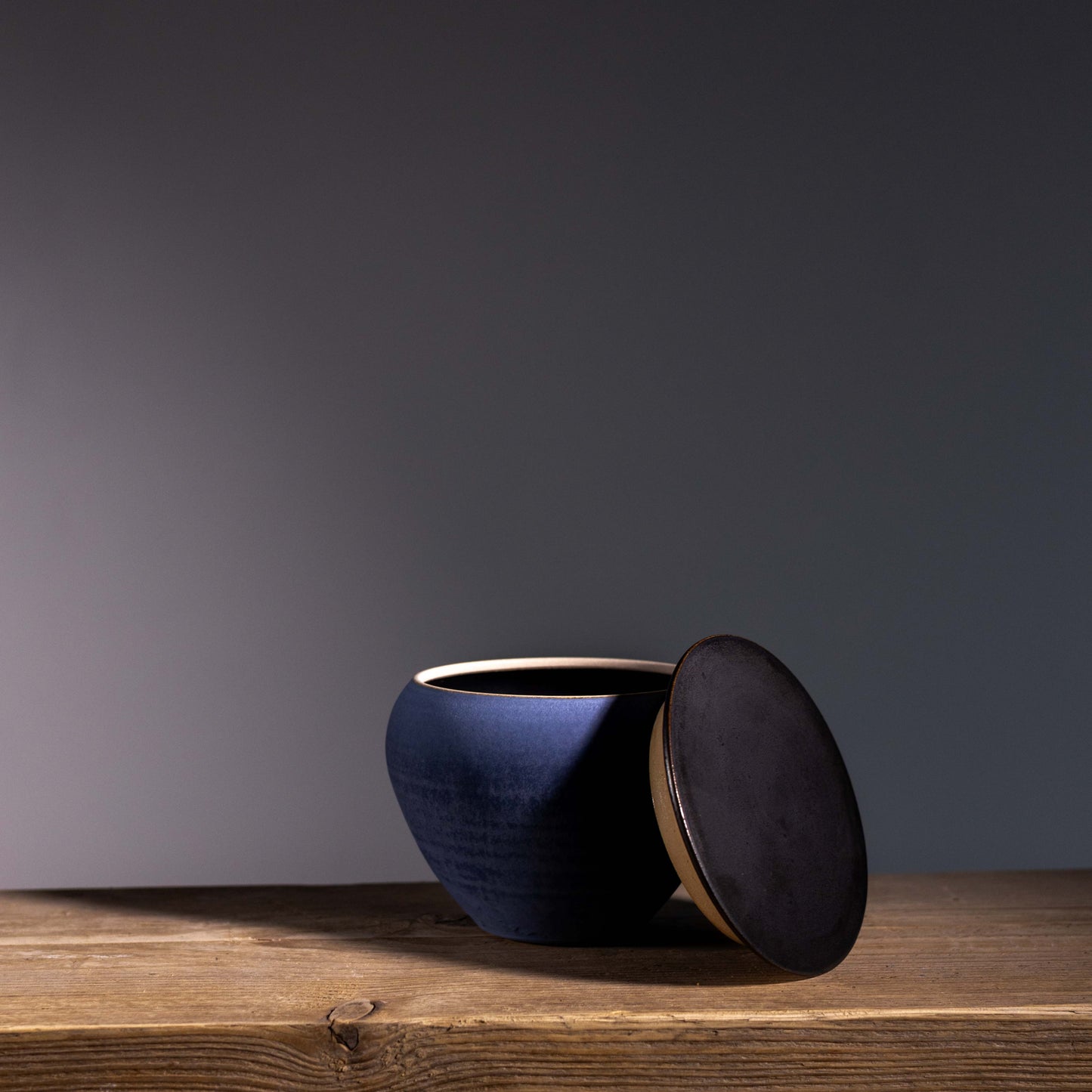 L&S 02 | Keepsake Jar | H: 10cm- D: 13cm | Marine Blue