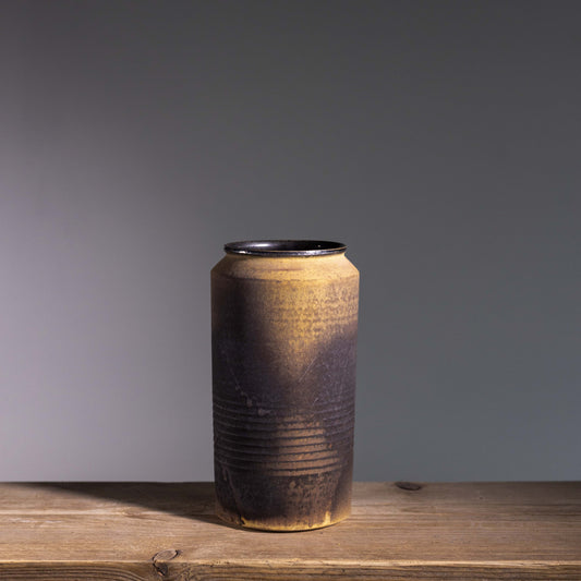 L&S L04 | H: 21cm- D: 10cm | Amber