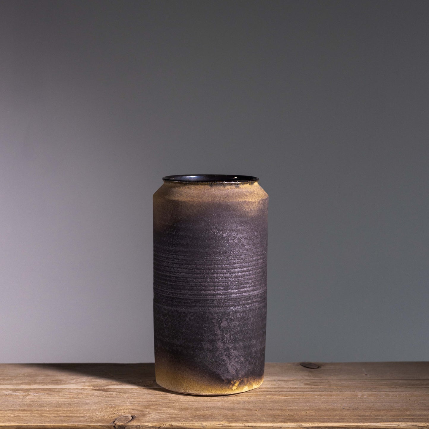 L&S L03 | H: 21cm- D: 10cm | Amber