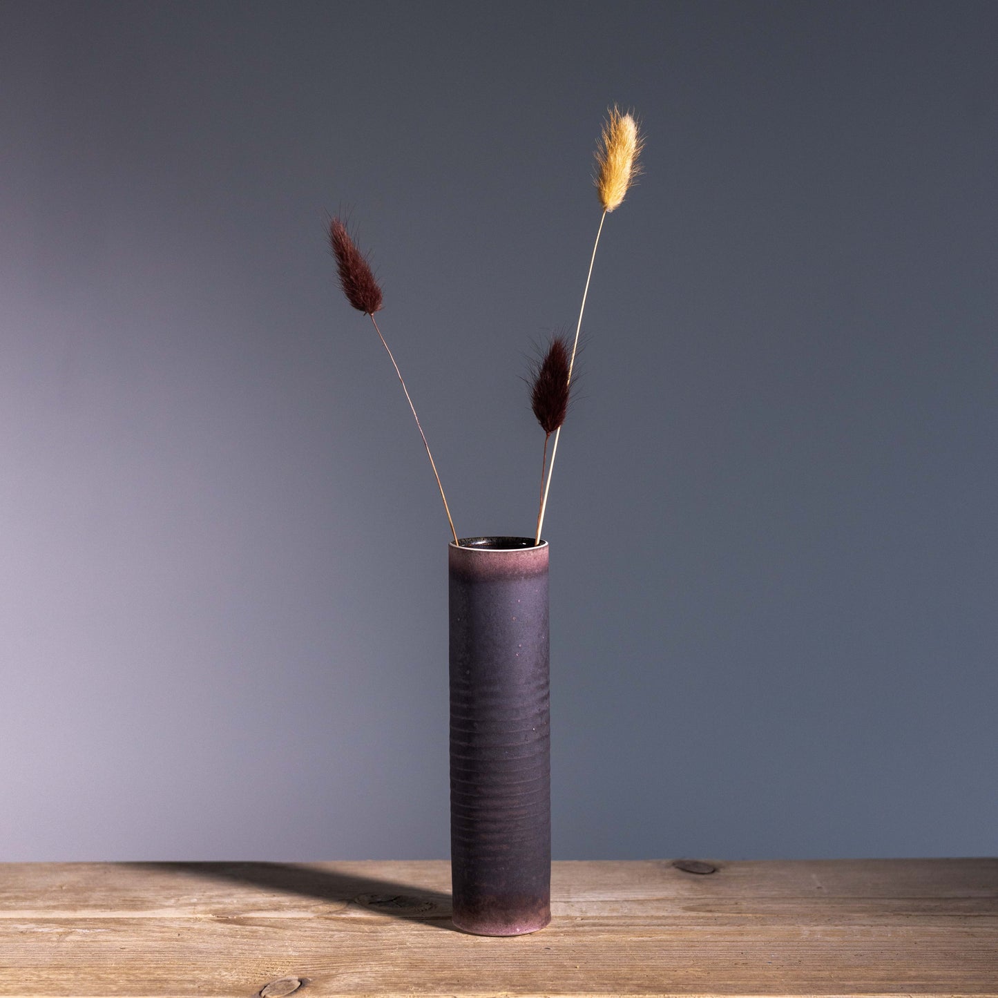 L&S Bud Vase 09 | H: 17cm- D: 4.5cm | Plum / Brown